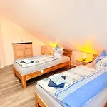 Ruheoase Sachsenbrunn Hochwertig Sanierte Ferienapartments Am Werratalradweg * Eisfeld