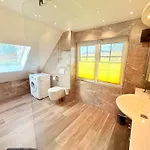 Apartman Ruheoase Sachsenbrunn Hochwertig Sanierte Ferienapartments Am Werratalradweg *