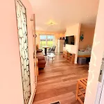 Ruheoase Sachsenbrunn Hochwertig Sanierte Ferienapartments Am Werratalradweg Apartman