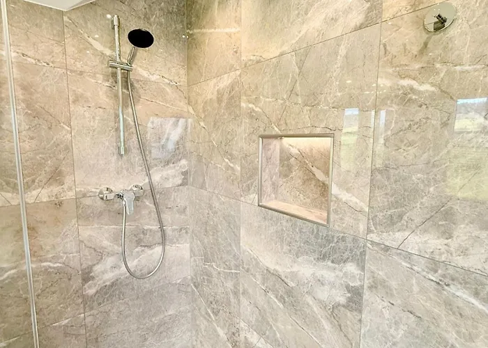 Ruheoase Sachsenbrunn Hochwertig Sanierte Ferienapartments Am Werratalradweg Appartement