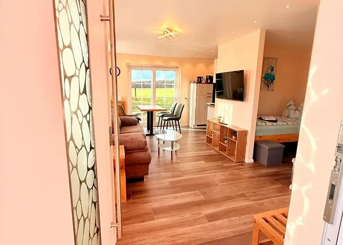 Ruheoase Sachsenbrunn Hochwertig Sanierte Ferienapartments Am Werratalradweg Appartement